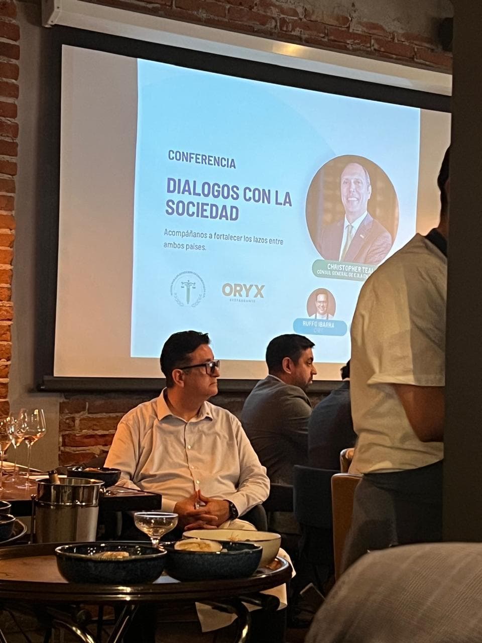 Presentación en foro de diálogo social de Diálogos con la Sociedad
